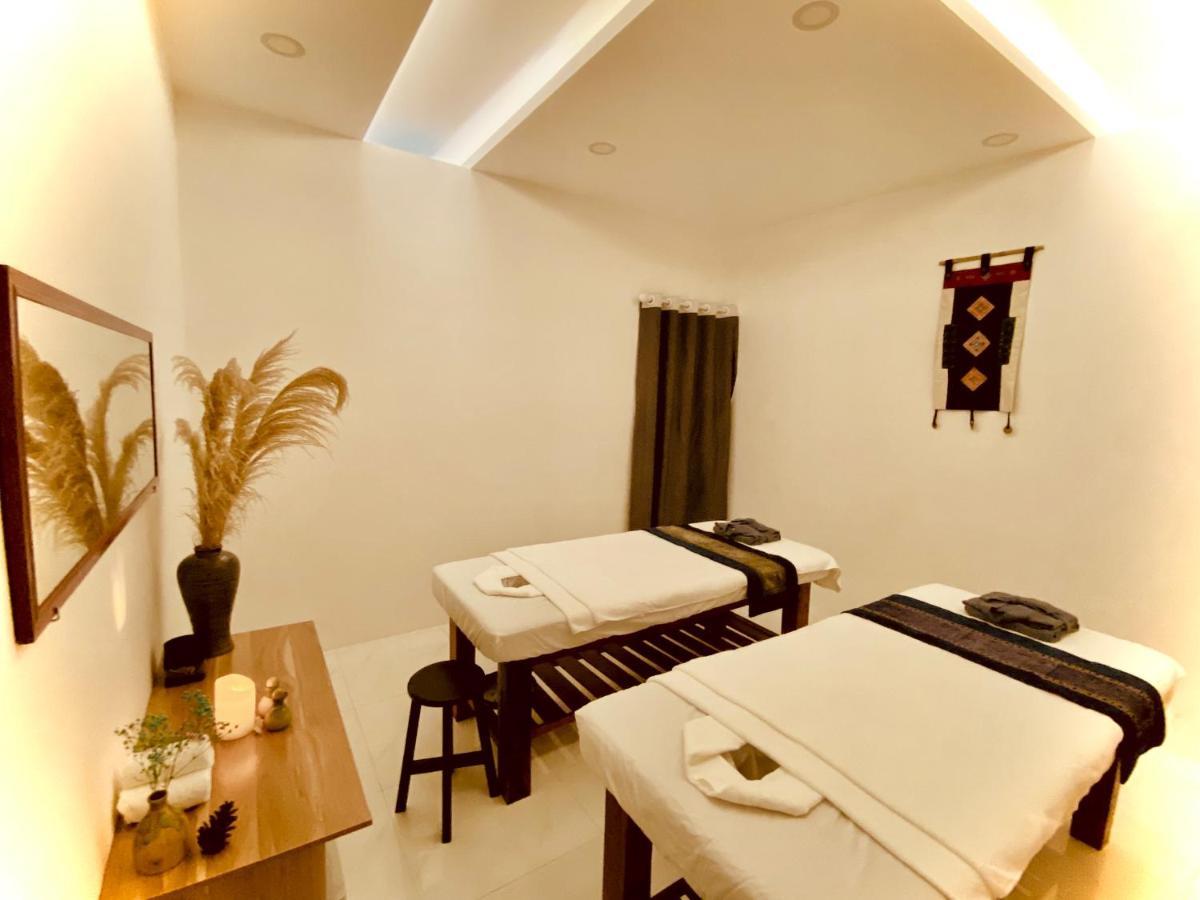 Herbs Spa & Hotel Grand World Phu Quoc Esterno foto