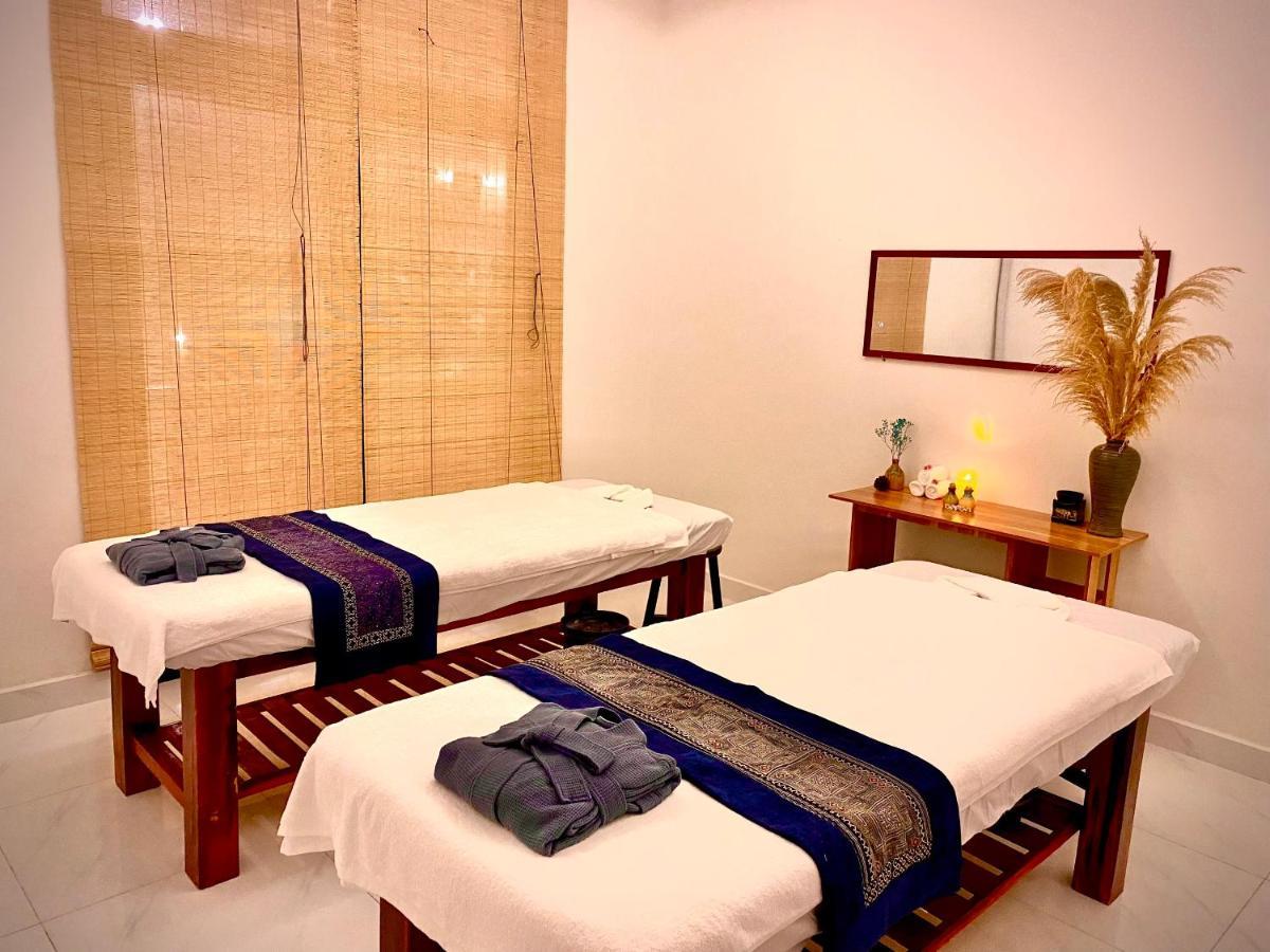 Herbs Spa & Hotel Grand World Phu Quoc Esterno foto